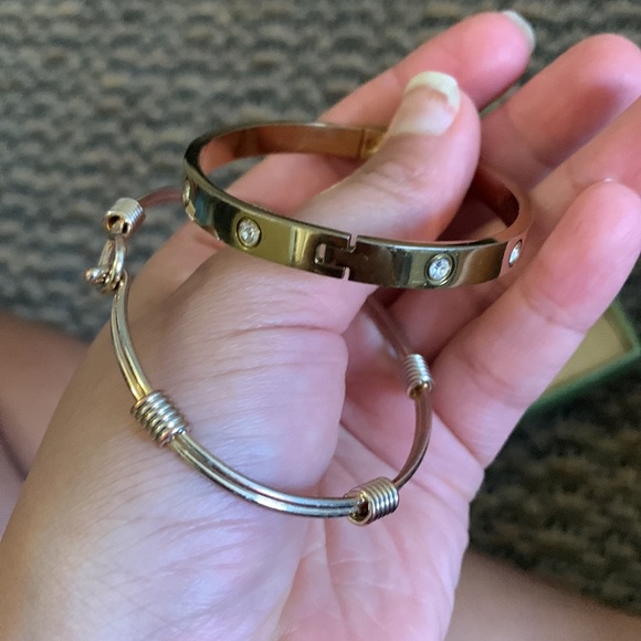 LOVE bracelet inspired bracelet - Picture 2 of 3